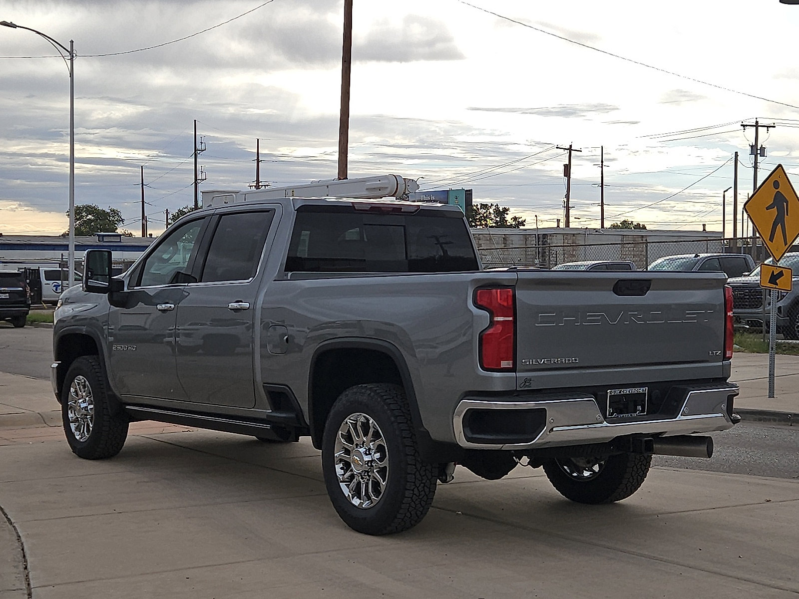 New 2026 Chevrolet Silverado 2500 LTZ w/ LTZ Premium Package AWD/4WD image 3