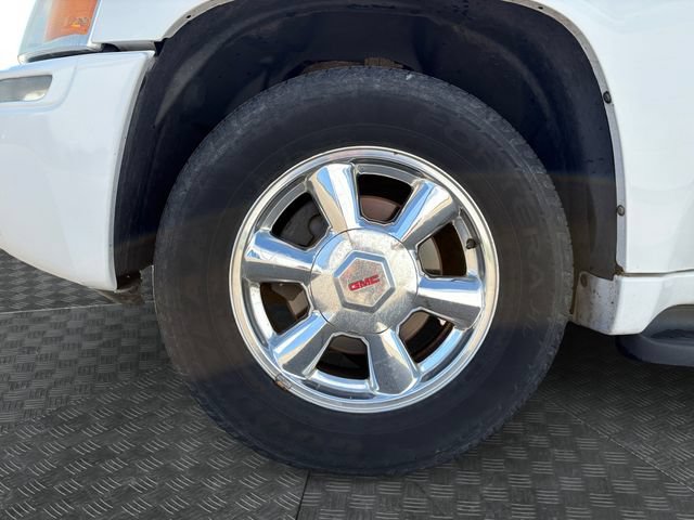 Used 2004 GMC Envoy SLT w/ Preferred Equipment Group AWD/4WD image 8