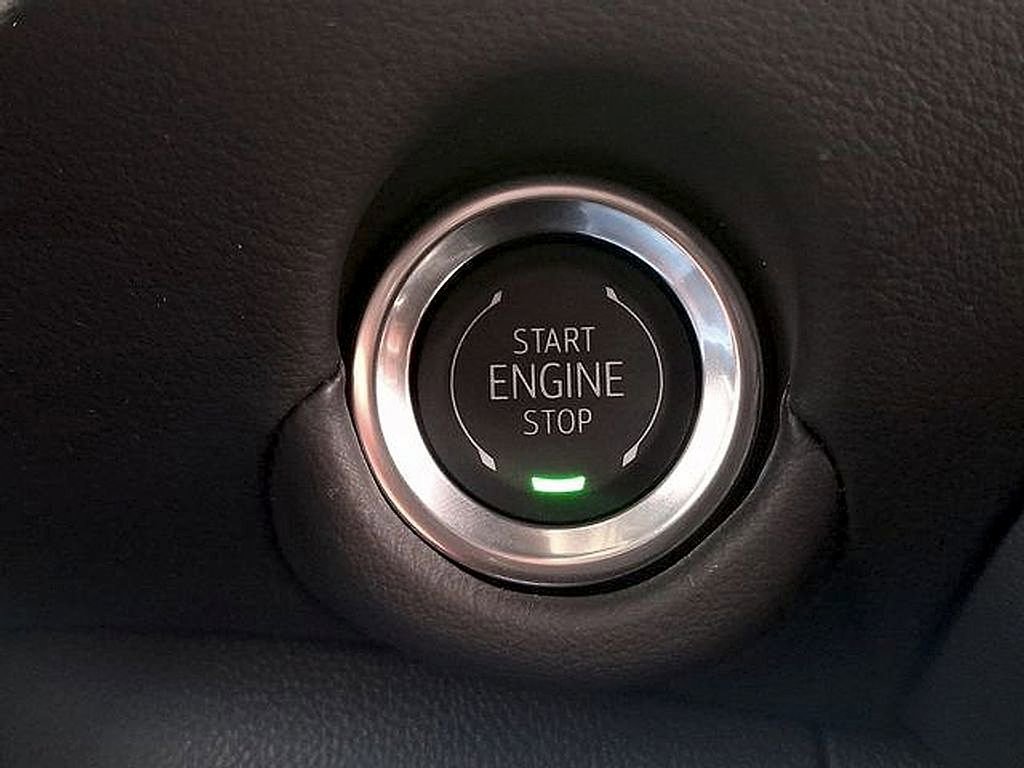 New 2026 Chevrolet Tahoe LT w/ Comfort Package AWD/4WD image 16