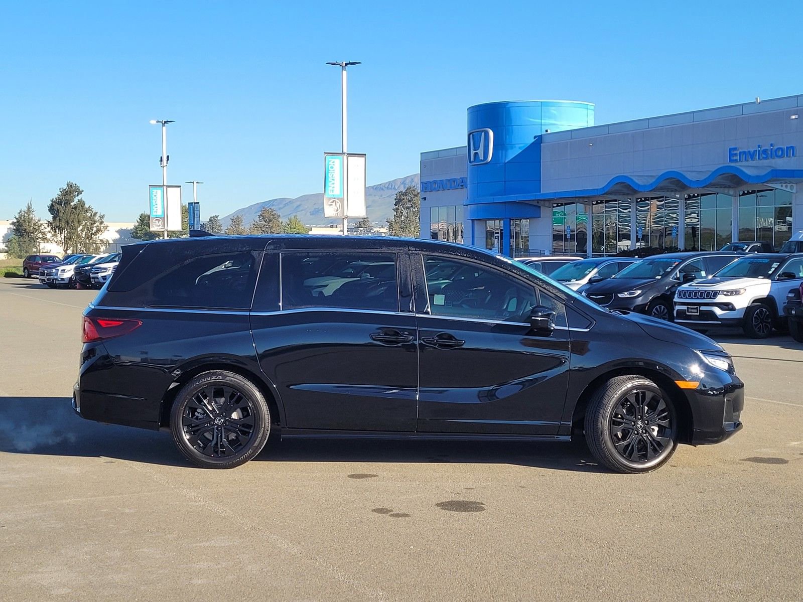 Certified 2025 Honda Odyssey Sport-L image 4