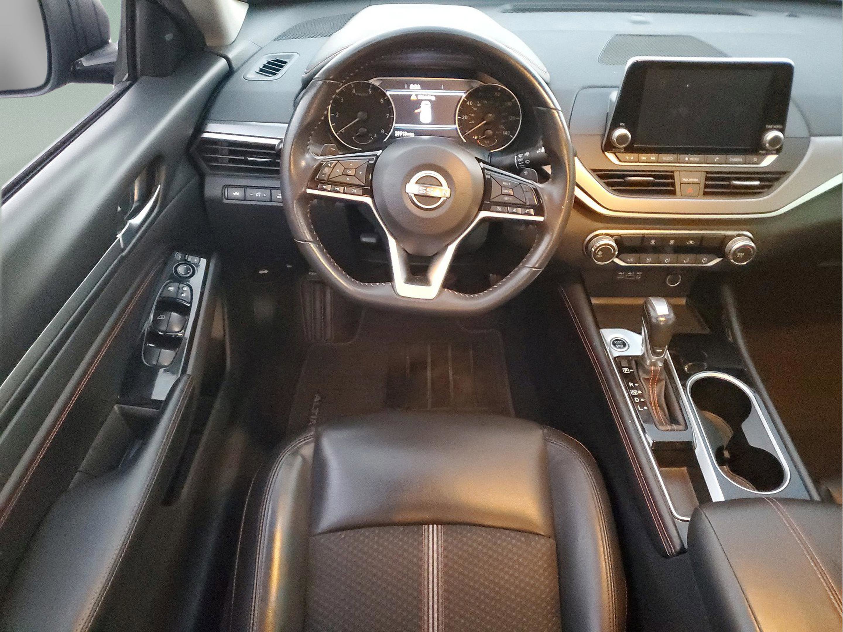 Used 2023 Nissan Altima 2.5 SR image 13