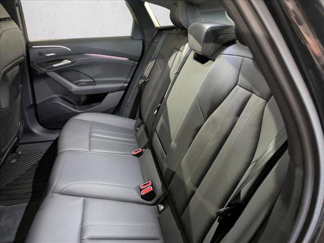 Used 2025 Audi A6 e-tron Premium Plus w/ Premium Plus image 25