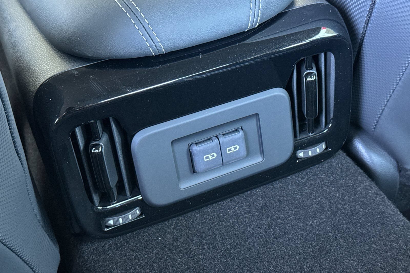 New 2026 Toyota Mirai RWD image 15