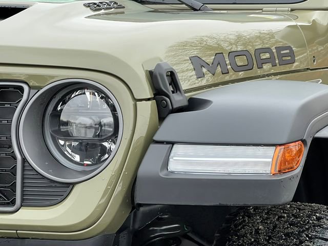 New 2026 Jeep Wrangler Unlimited Rubicon 392 image 14