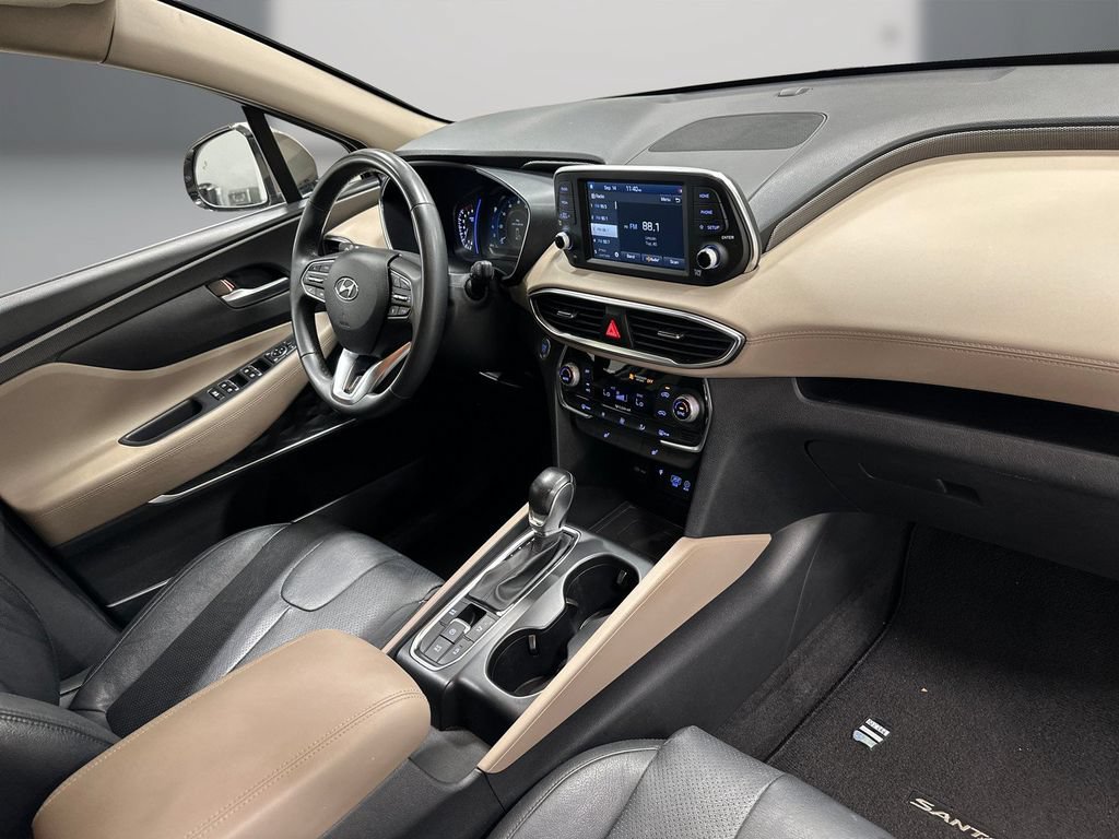 Used 2020 Hyundai Santa Fe SEL w/ Convenience Package FWD image 16