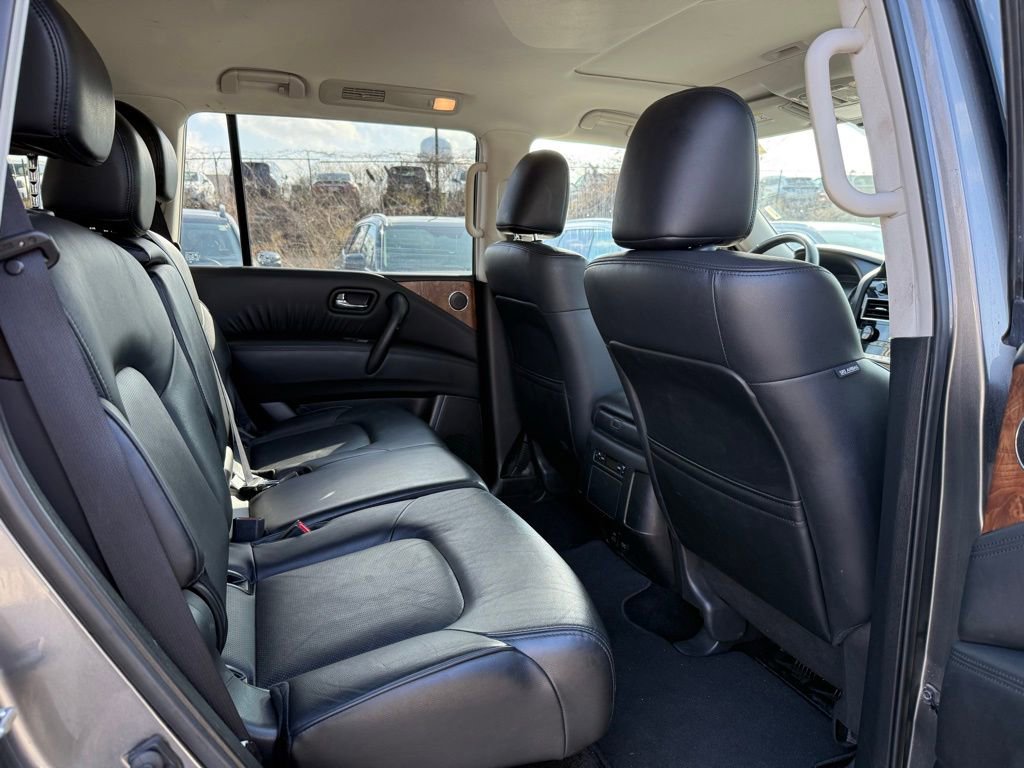 Used 2024 Nissan Armada SL image 20