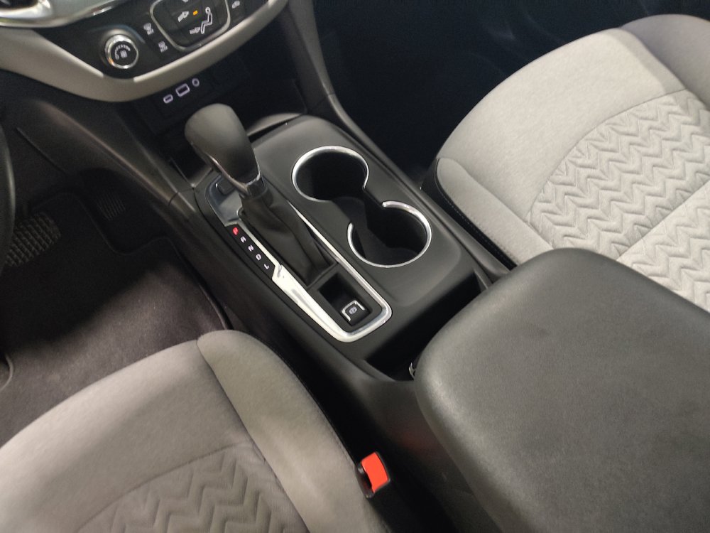 Used 2022 Chevrolet Equinox LS w/ LPO, Floor Liner Package AWD/4WD image 26