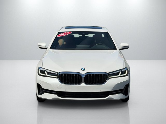 Used 2023 BMW 530i w/ Convenience Package RWD image 2
