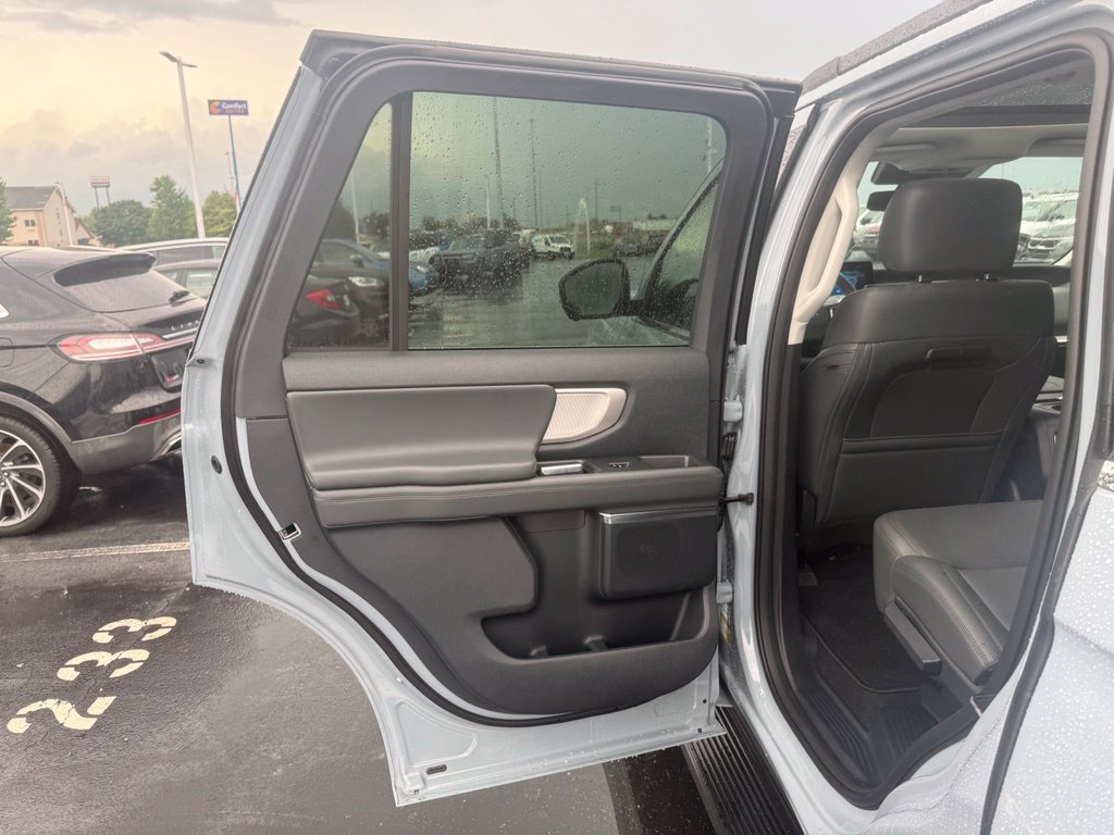 New 2026 Ford Expedition Active AWD/4WD image 34
