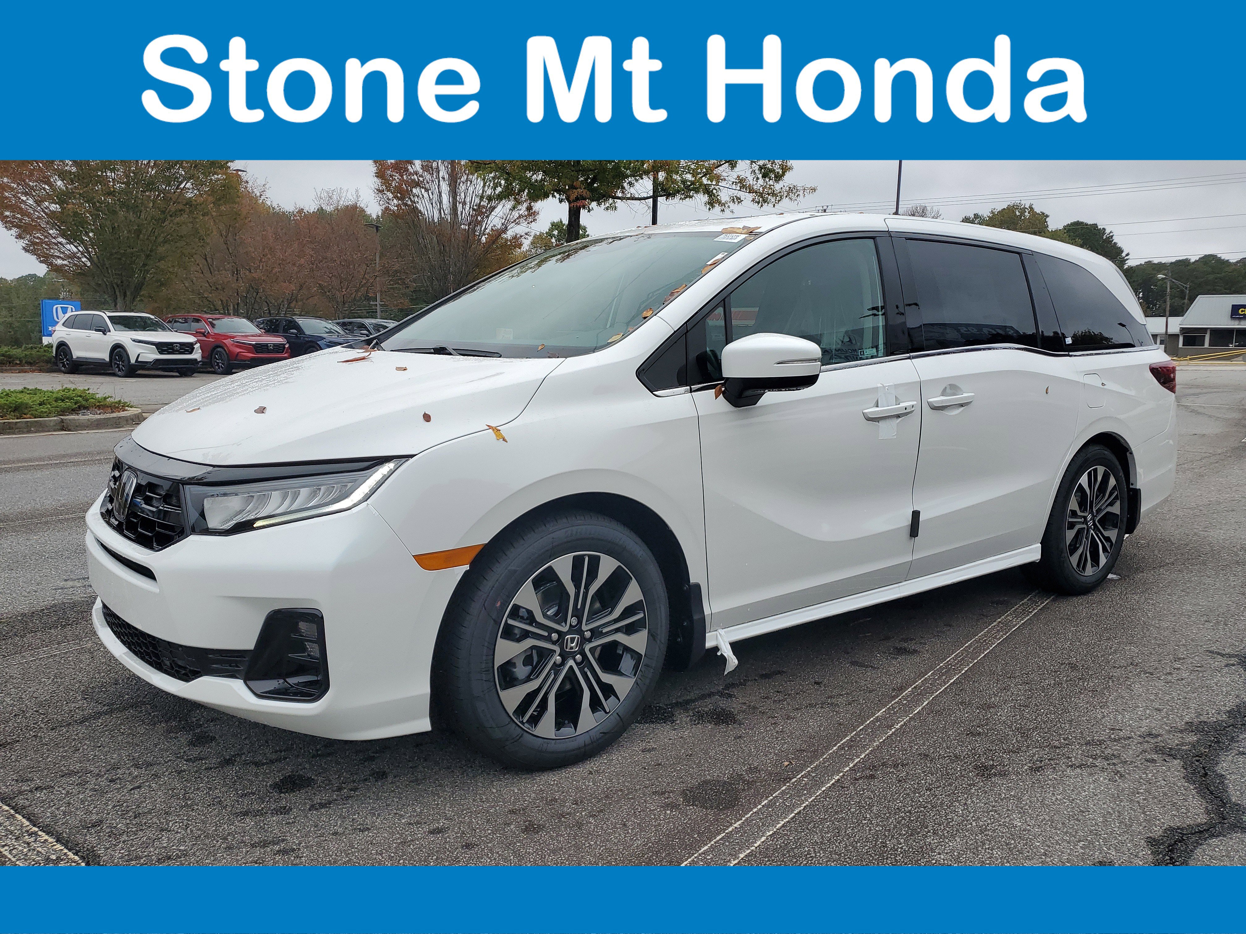 New 2026 Honda Odyssey Elite image 3