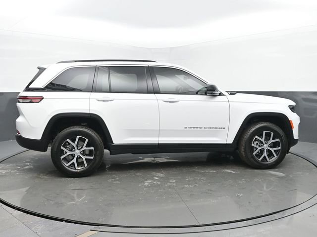 New 2025 Jeep Grand Cherokee Limited w/ Luxury Tech Group II image 6
