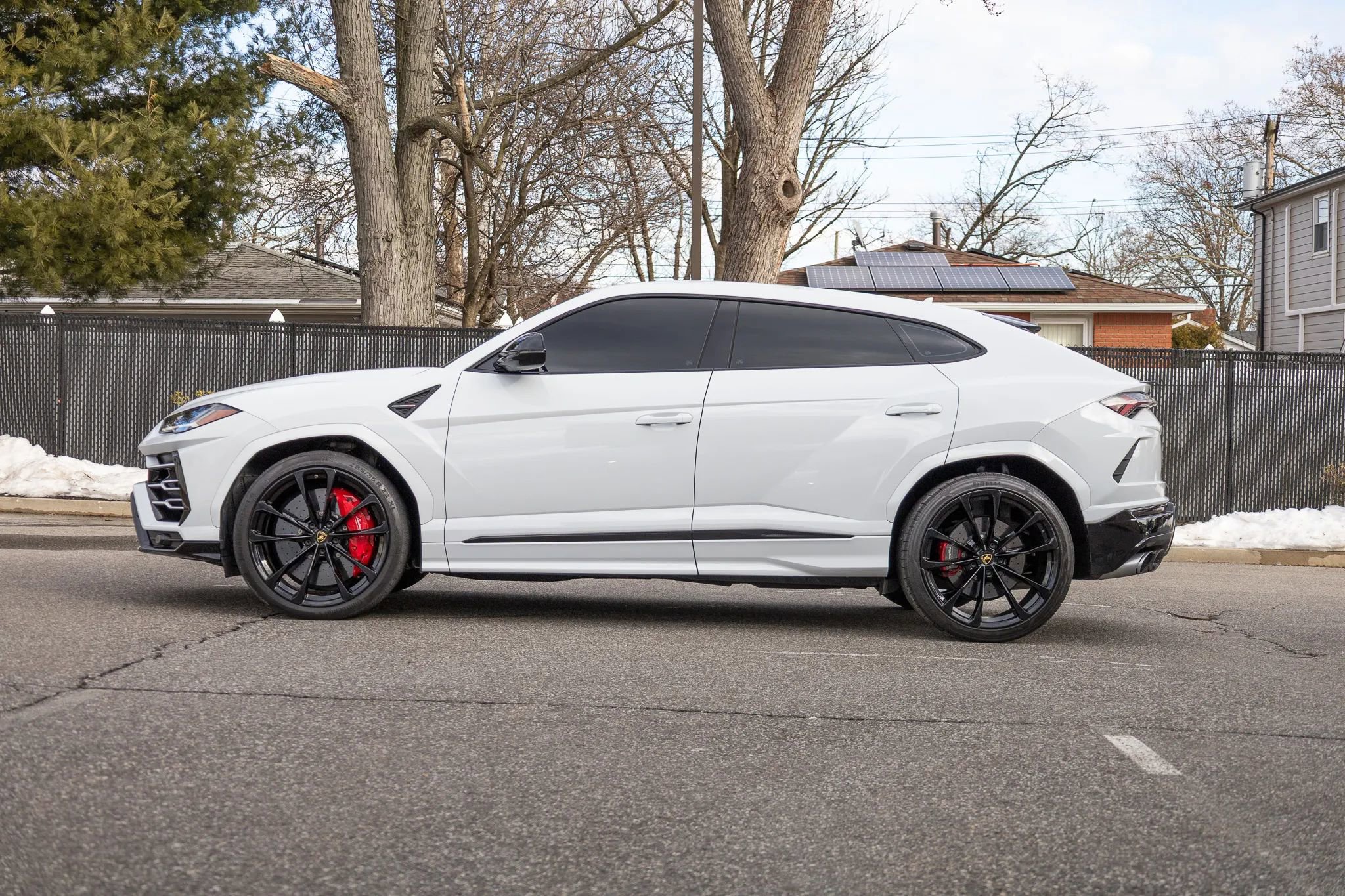 Used 2022 Lamborghini Urus image 14