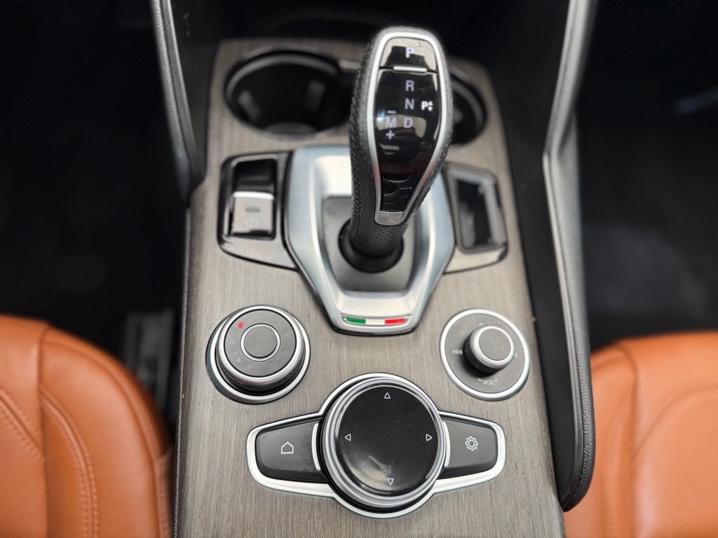 Used 2023 Alfa Romeo Giulia Ti w/ Active Assist Plus Package RWD image 39