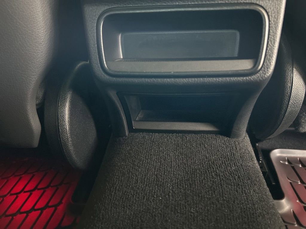 Used 2024 Mercedes-Benz C 43 AMG 4MATIC Sedan image 31