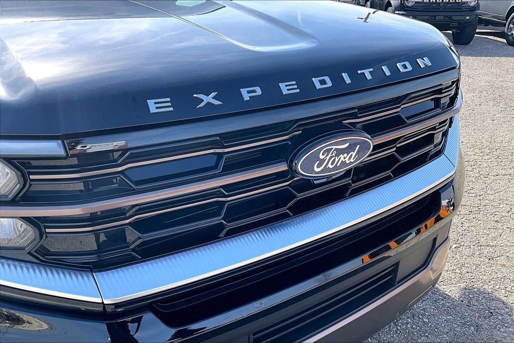 Used 2025 Ford Expedition King Ranch image 29