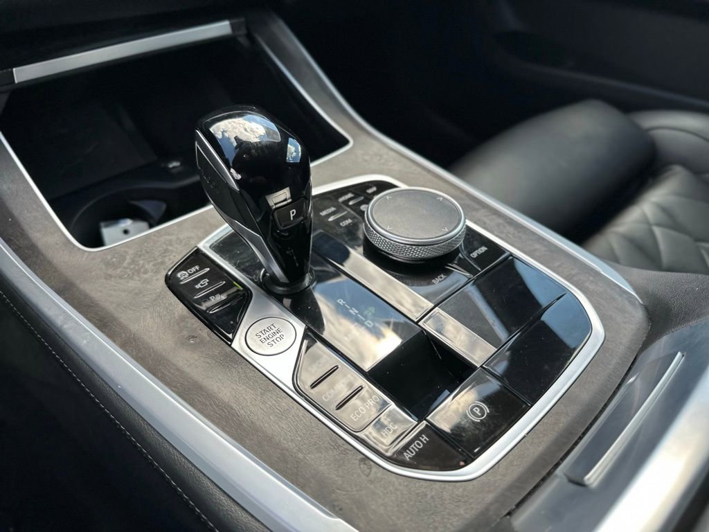 Used 2023 BMW X5 xDrive40i w/ Premium Package image 40