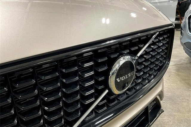 Certified 2023 Volvo XC60 B6 Ultimate image 29