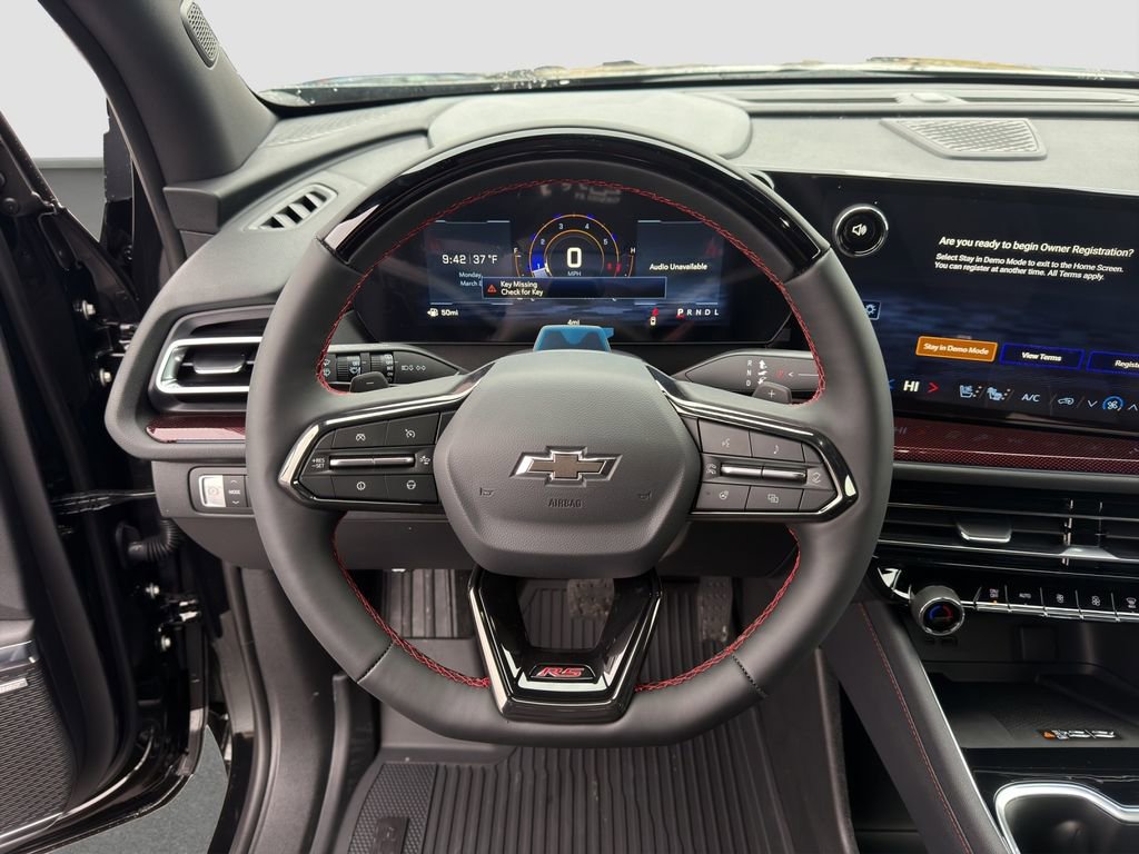 New 2026 Chevrolet Traverse RS w/ LPO, Floor Liner Package image 10