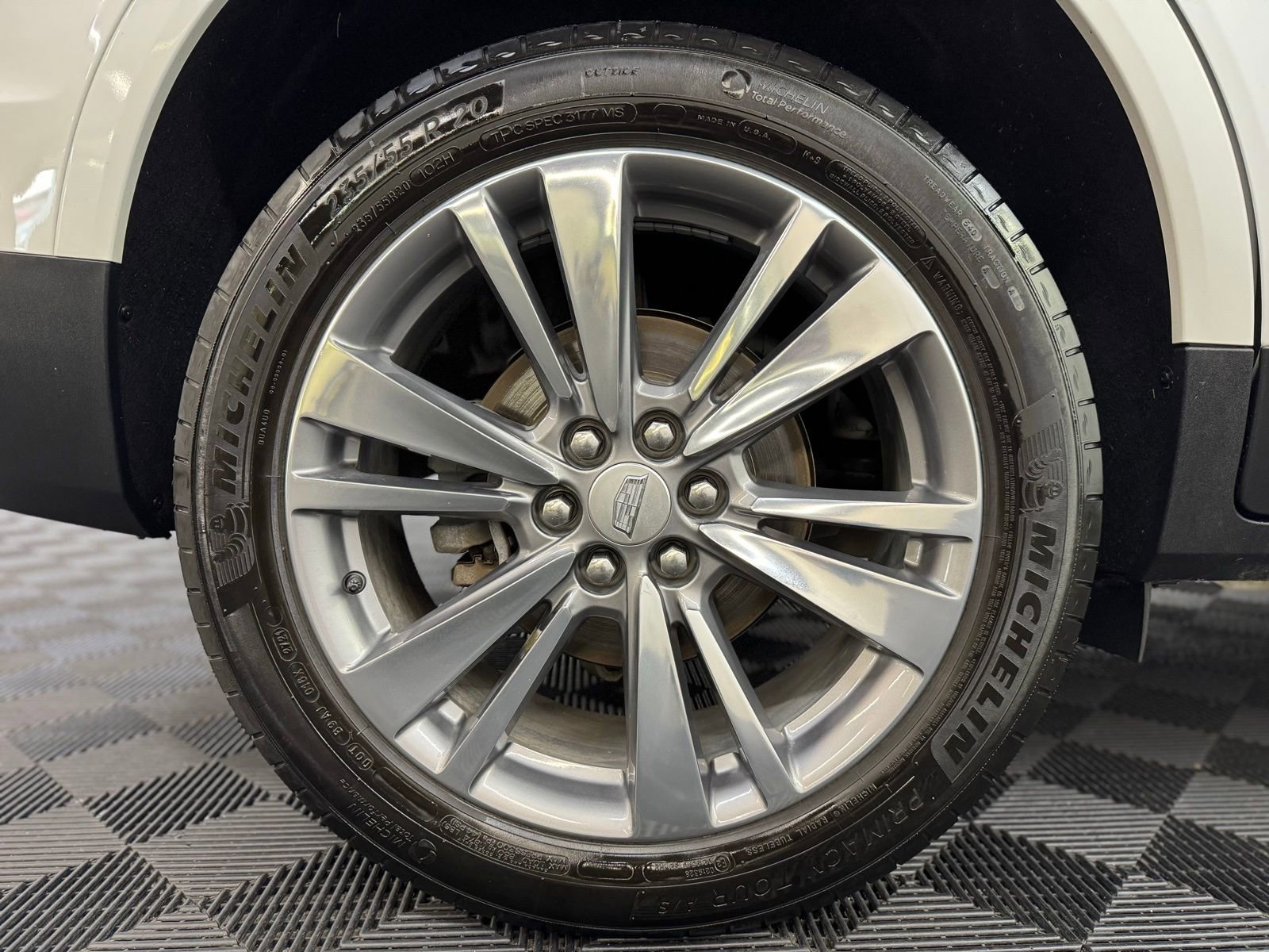 Used 2022 Cadillac XT5 Premium Luxury w/ Technology Package image 7