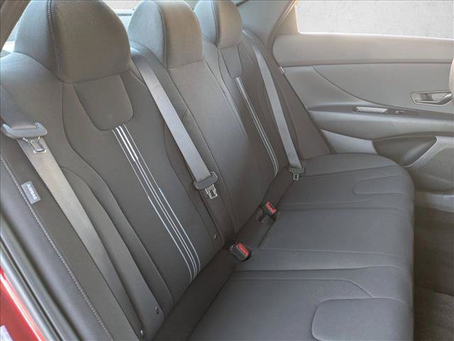 Used 2025 Hyundai Elantra Sport FWD image 19