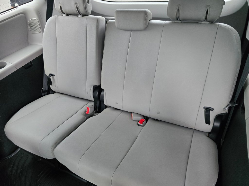 Used 2015 Toyota Sienna Limited Premium AWD/4WD image 31