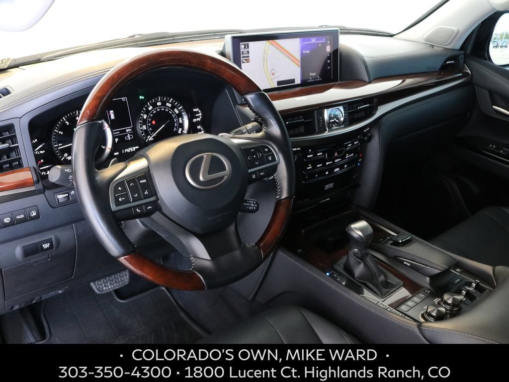 Used 2017 Lexus LX 570 4WD w/ Luxury Package image 7