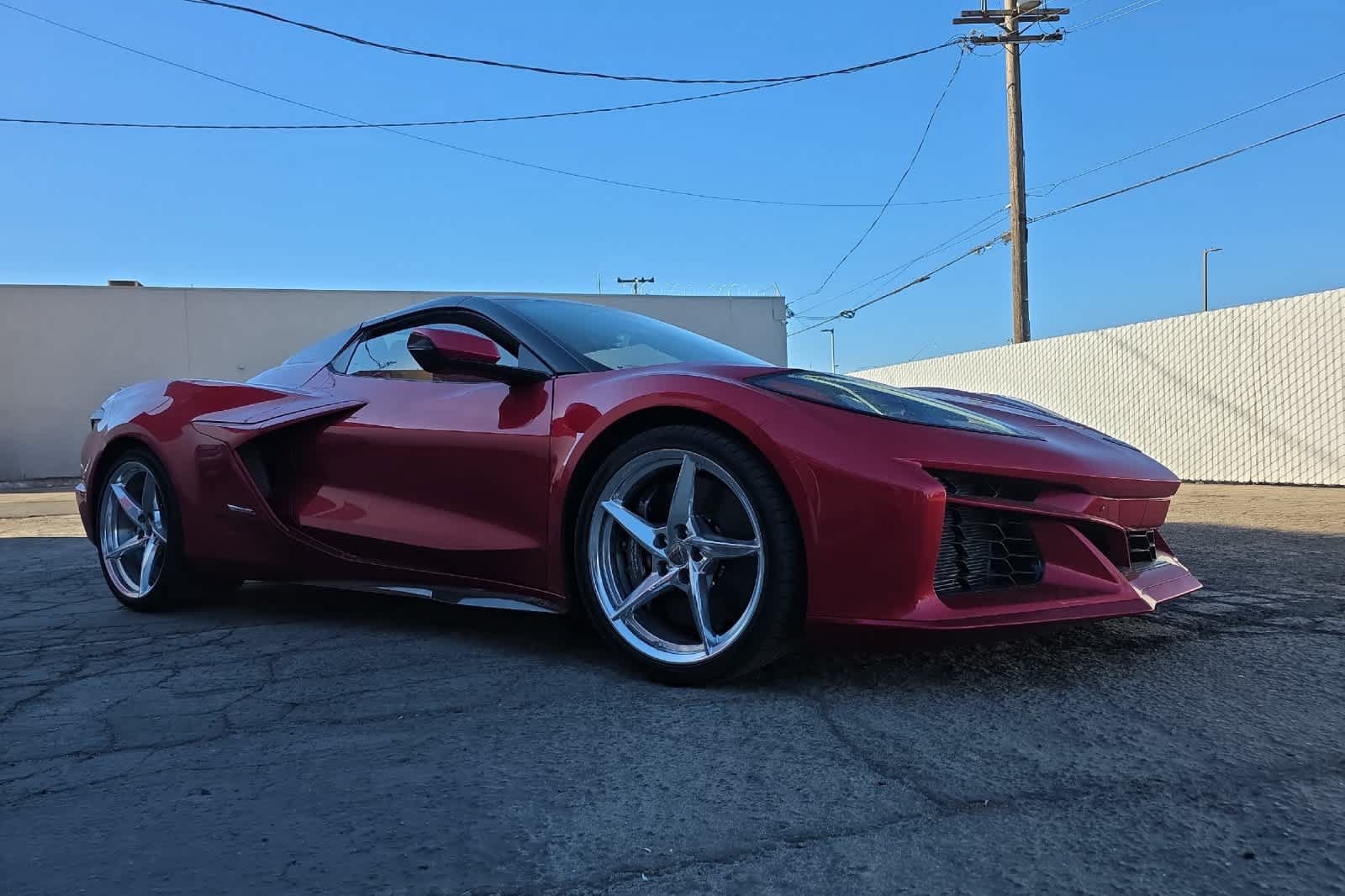 Used 2025 Chevrolet Corvette E-Ray w/ Stealth Interior Trim Package AWD/4WD image 9