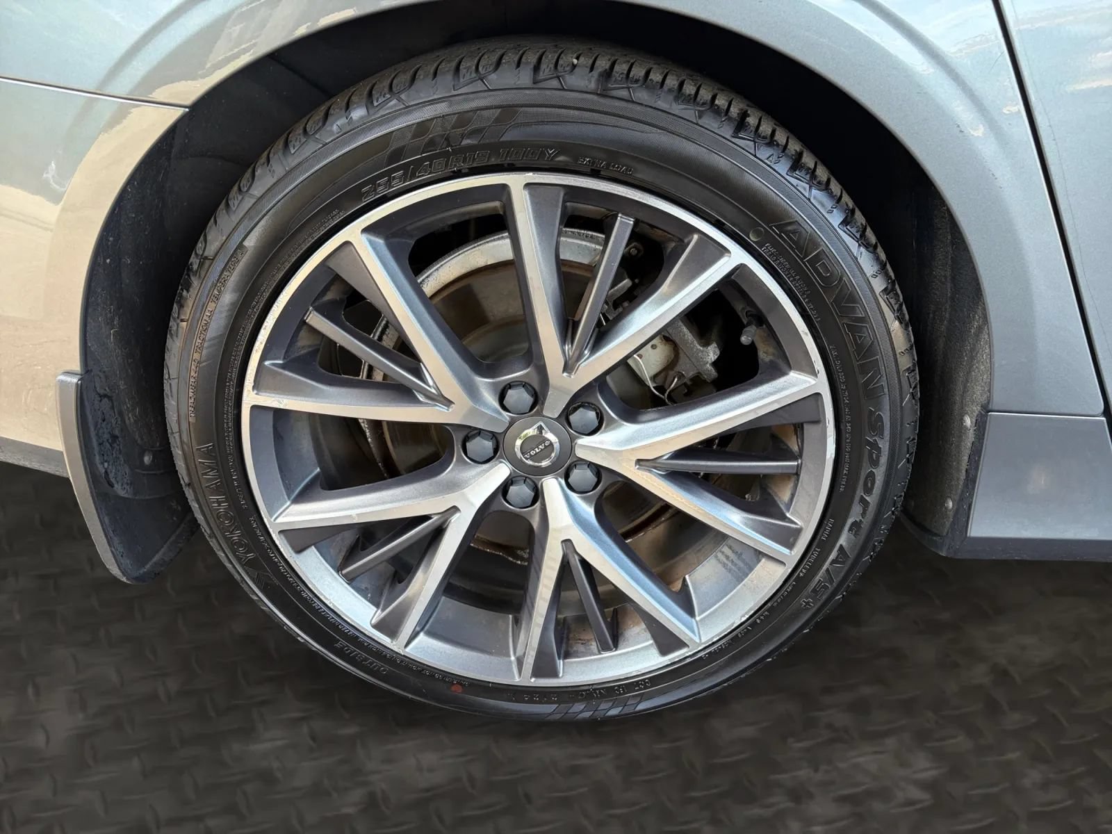 Used 2018 Volvo S90 T5 Momentum w/ Convenience Package FWD image 39