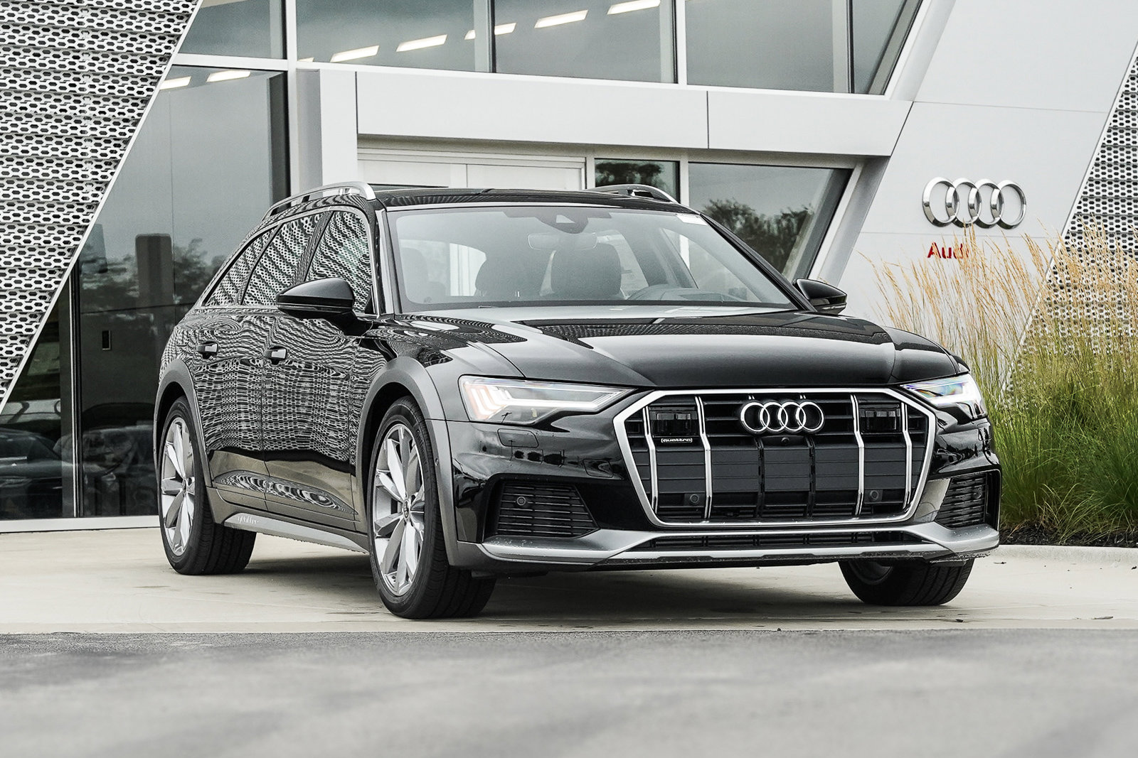 New 2025 Audi A6 3.0T allroad Prestige image 1