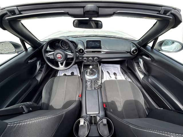 Used 2017 FIAT 124 Spider Classica RWD image 26