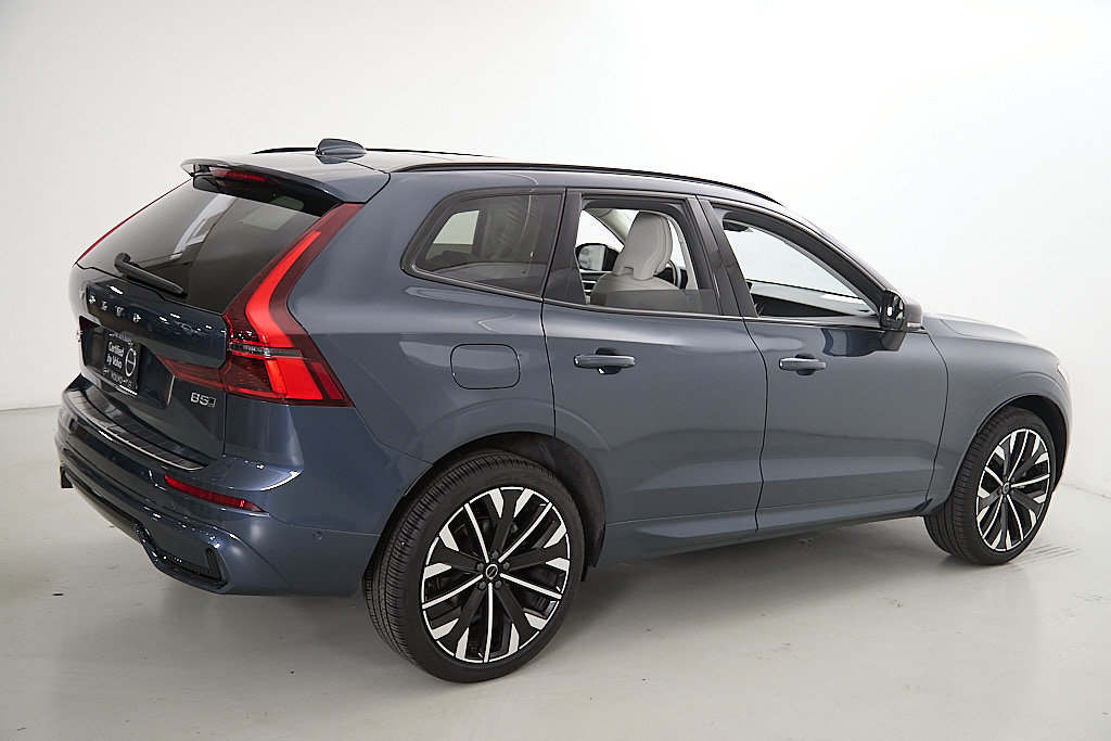 Certified 2026 Volvo XC60 B5 Ultra AWD/4WD image 9