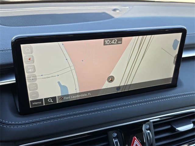 Certified 2023 Genesis G70 2.0T image 20