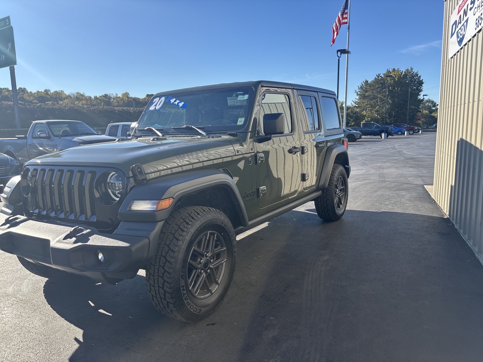 Used 2020 Jeep Wrangler Unlimited Sport AWD/4WD image 9