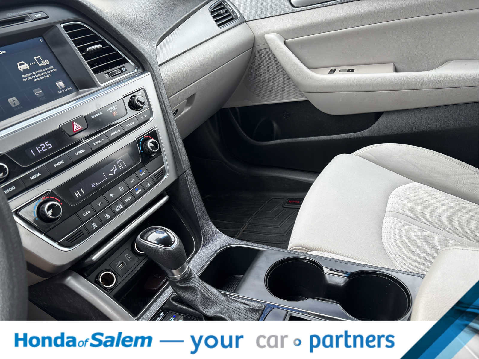 Used 2017 Hyundai Sonata SE image 21