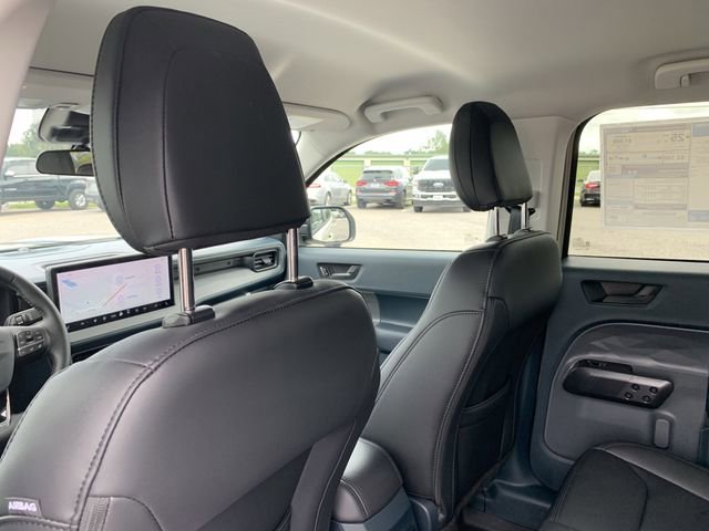 New 2025 Ford Maverick Lariat w/ Black Appearance Package image 19