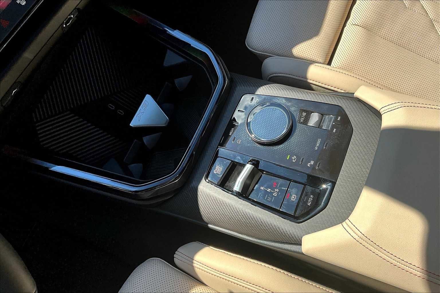 Used 2026 BMW X3 xDrive30 w/ Premium Package image 8