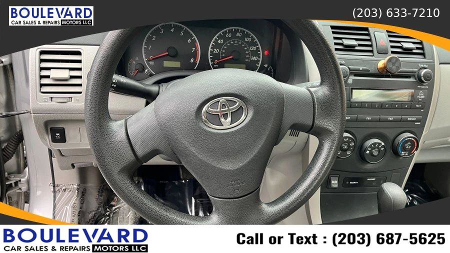 Used 2013 Toyota Corolla L FWD image 22