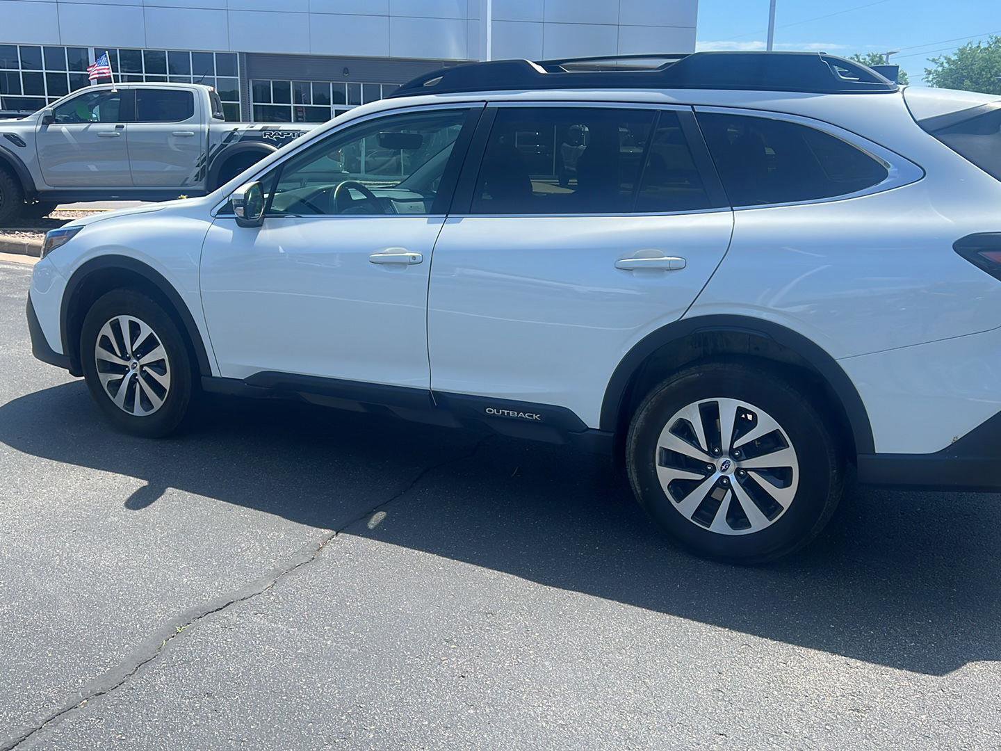 Used 2021 Subaru Outback Premium w/ Popular Package #1 AWD/4WD image 11