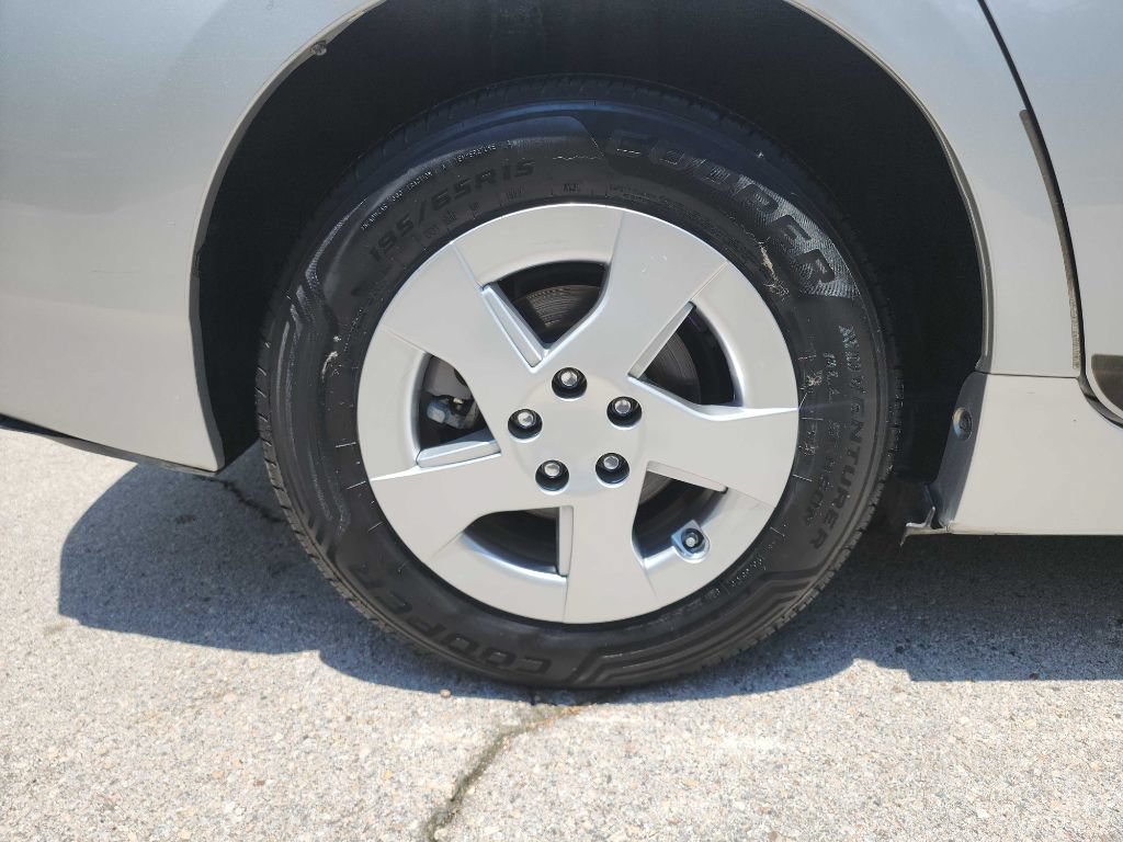 Used 2010 Toyota Prius Three FWD image 11