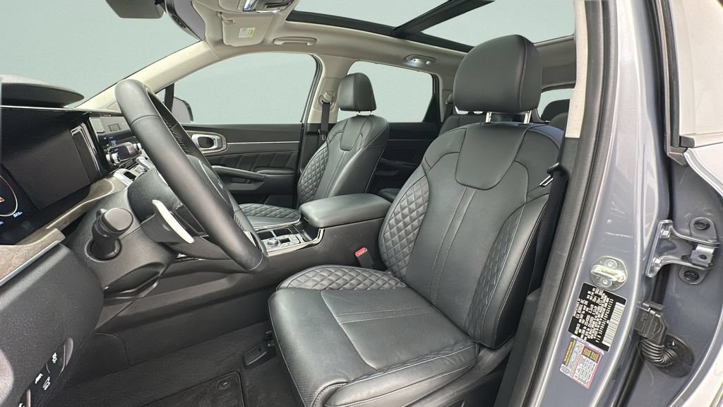 Used 2023 Kia Sorento SX Prestige AWD/4WD image 16