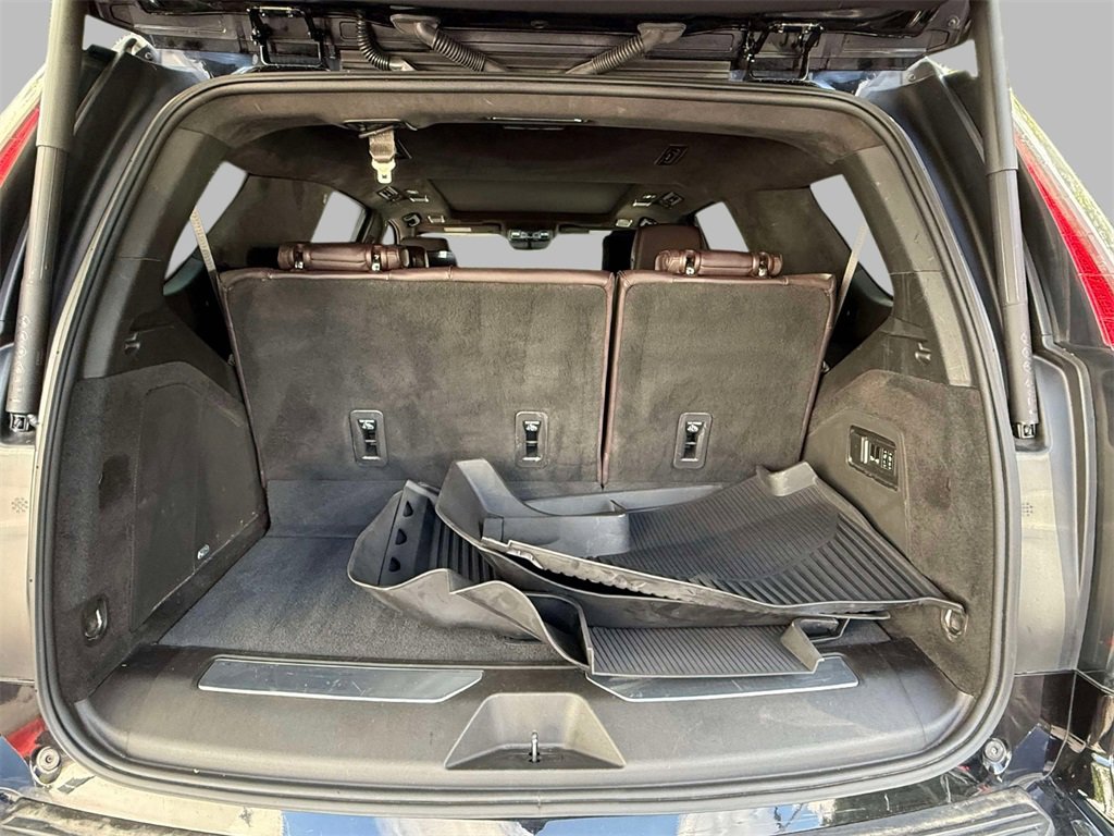Used 2023 Cadillac Escalade Sport Platinum image 18