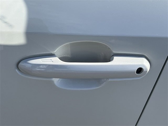 Used 2022 Toyota RAV4 XLE Premium image 43