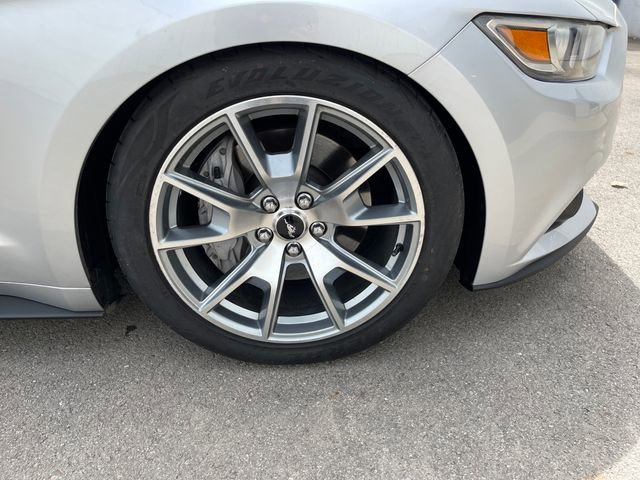 Used 2015 Ford Mustang GT Premium w/ Equipment Group 401A RWD image 34