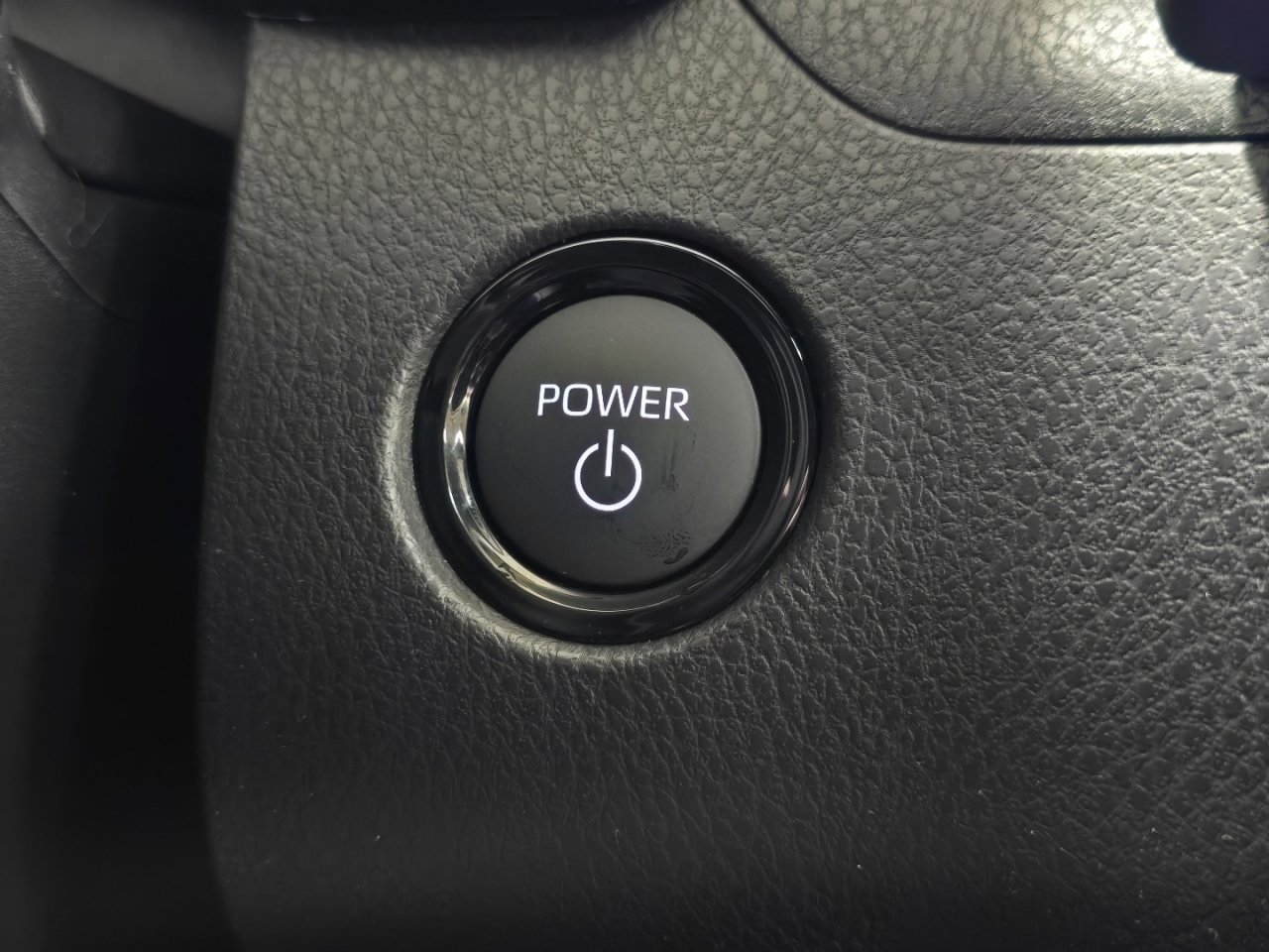 New 2026 Toyota Camry Hybrid image 28