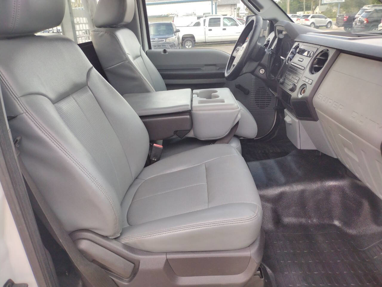 Used 2015 Ford F250 XL image 11