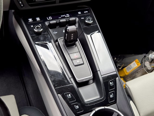 Used 2025 Porsche 911 Carrera GTS RWD image 23