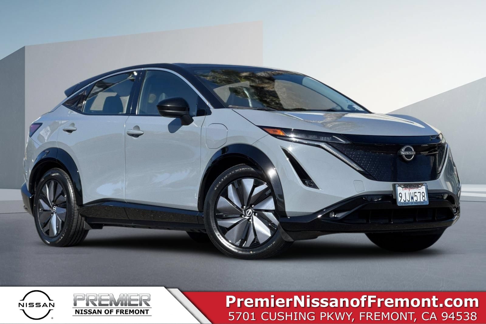 Used 2023 Nissan Ariya FWD image 1