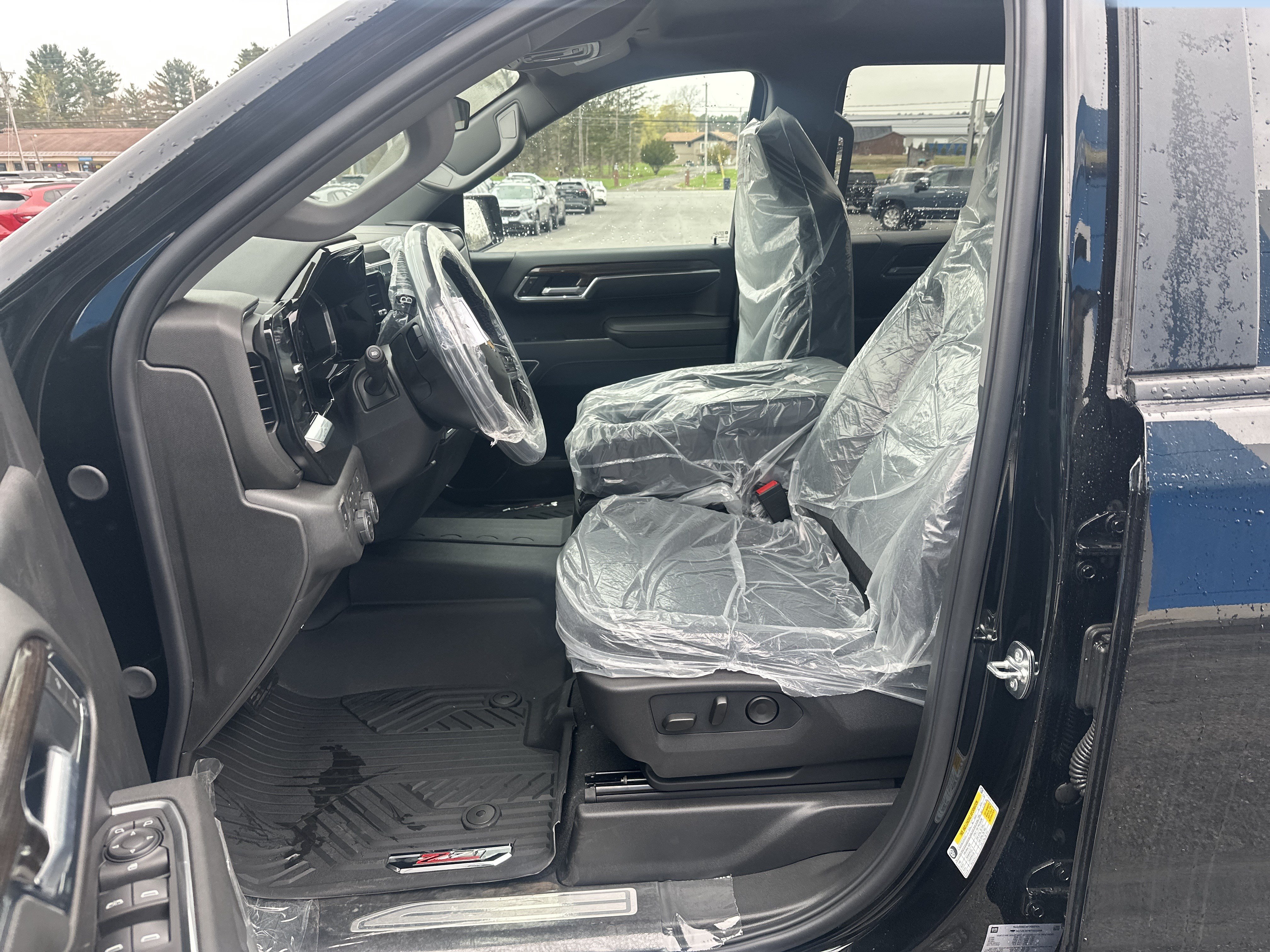 New 2026 Chevrolet Silverado 1500 LT AWD/4WD image 11