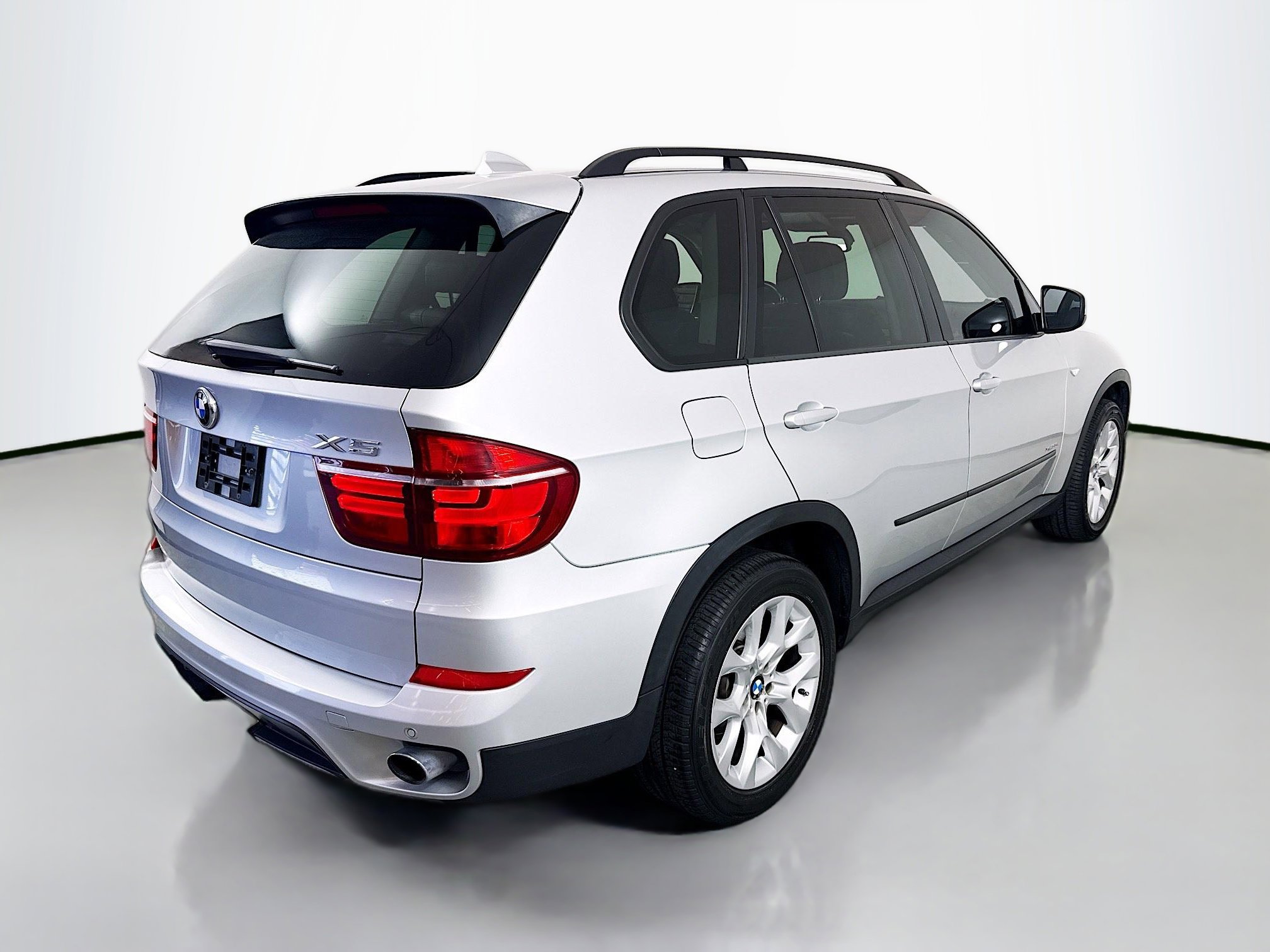 Used 2011 BMW X5 xDrive35i image 7