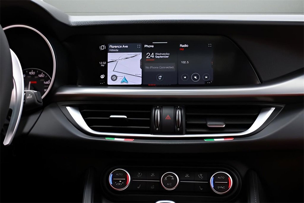 Used 2023 Alfa Romeo Stelvio Veloce image 43